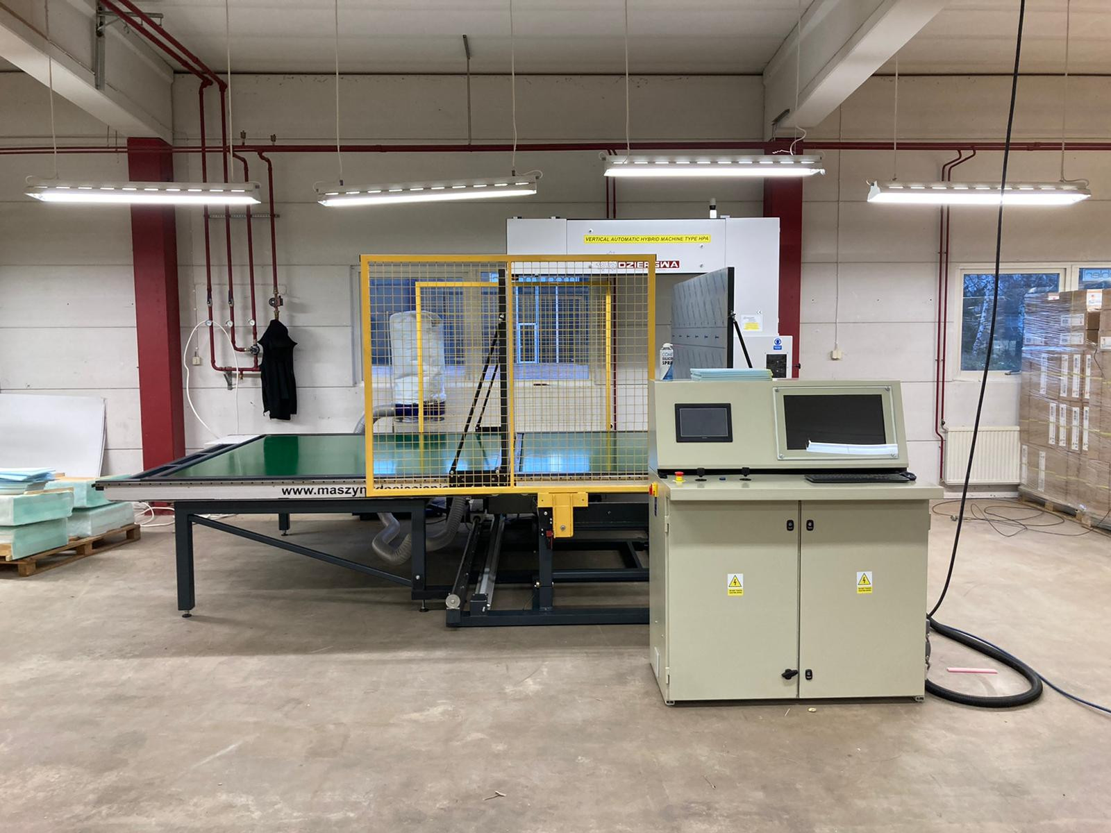 Automatische Hybridschneidmaschine TYP HPA thumb 3