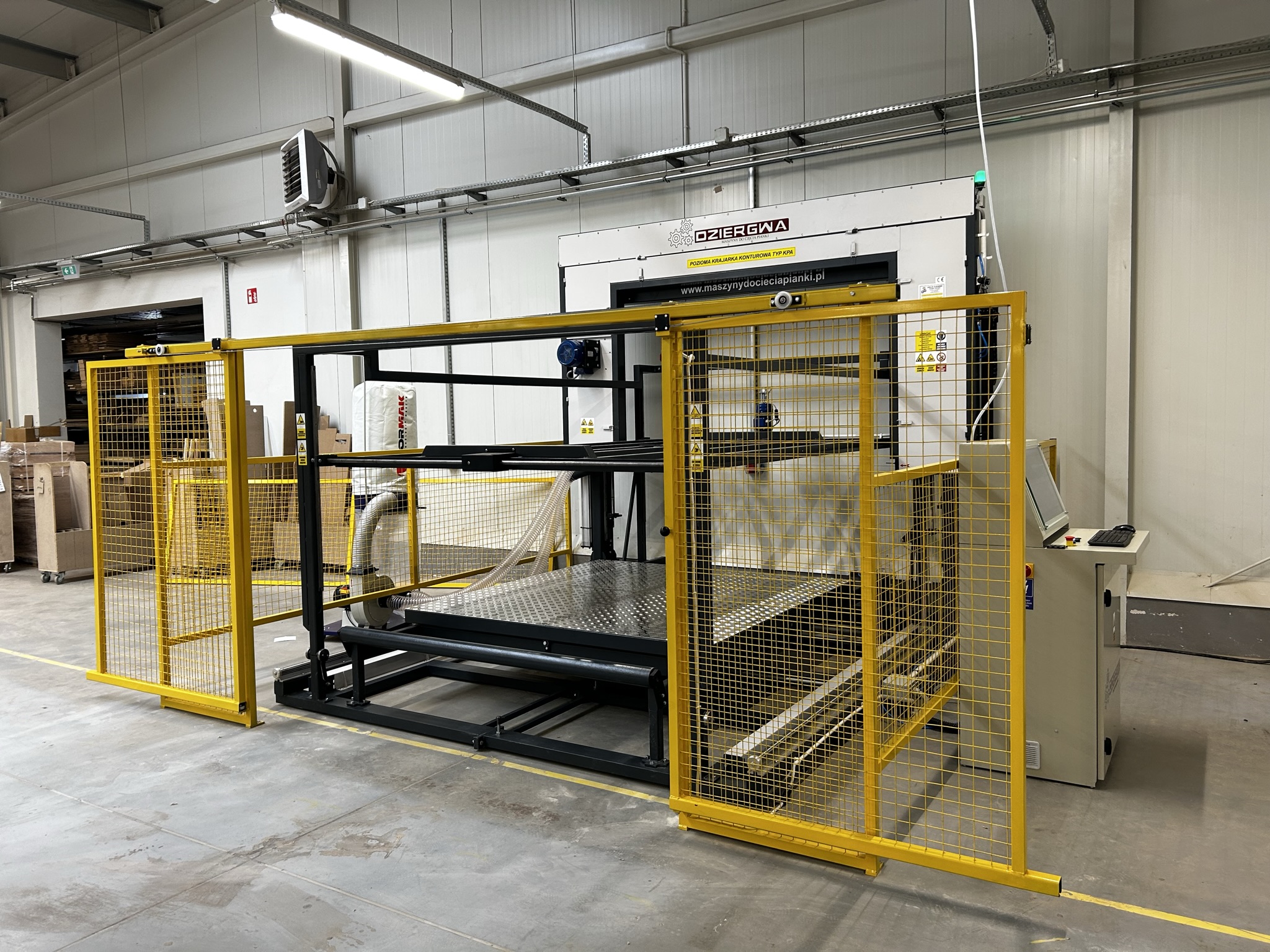 Automatische Konturschneidmaschine TYP KPA Horizontal - 1