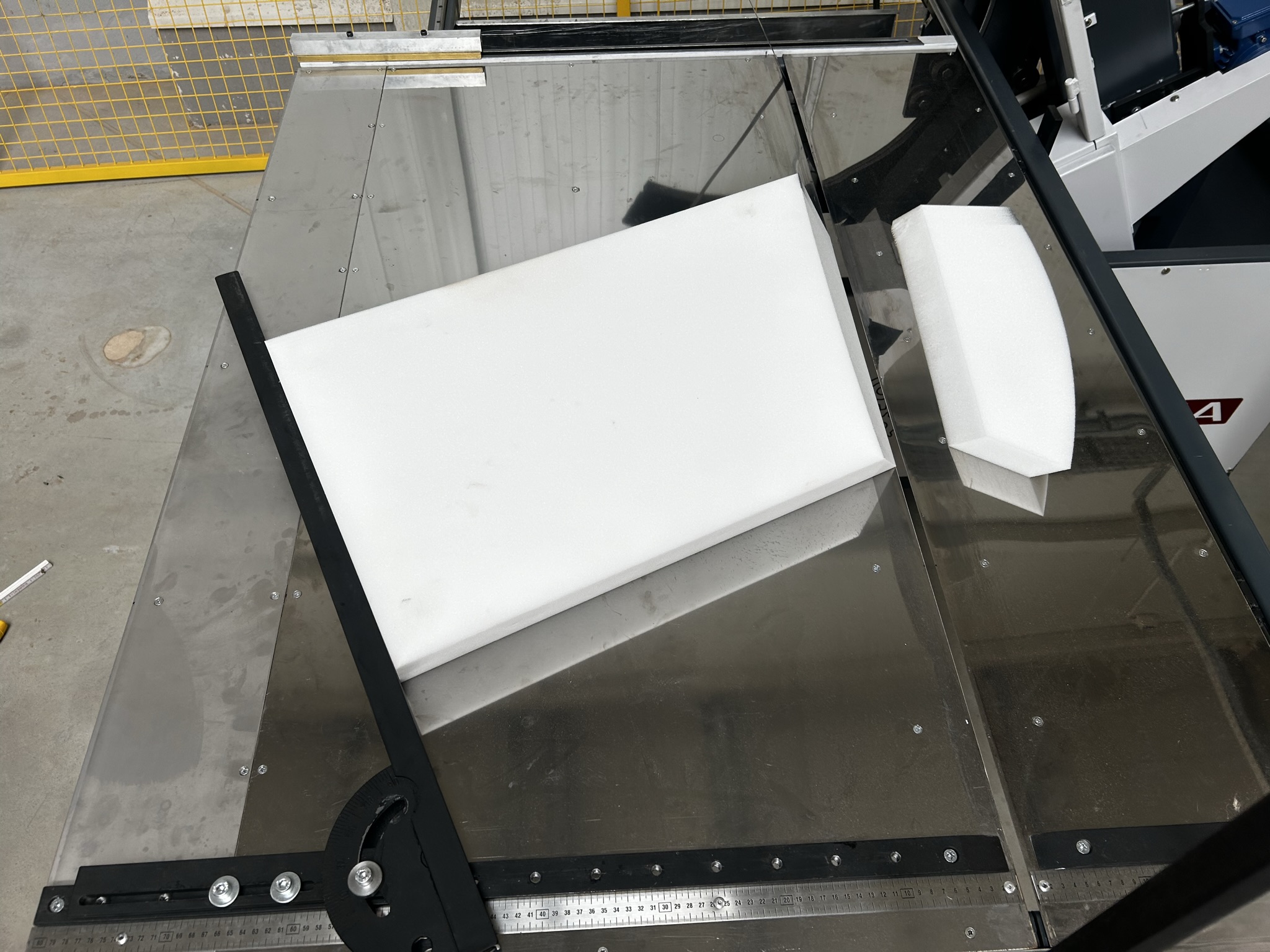 Winkelschneidmaschine TYP SKOS thumb 4